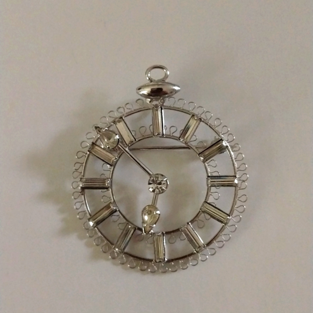 Vintage Star-art Sterling Timepiece Clock Pendant Brooch